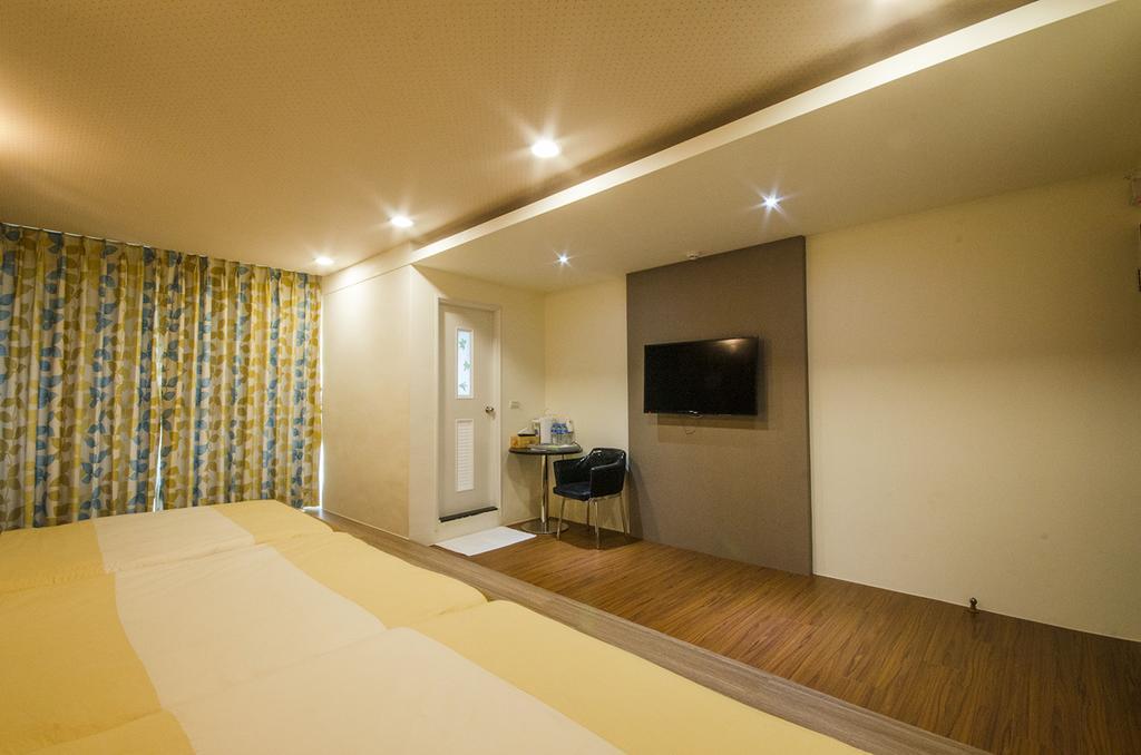 Sunny House Apartman Lotung Szoba fotó